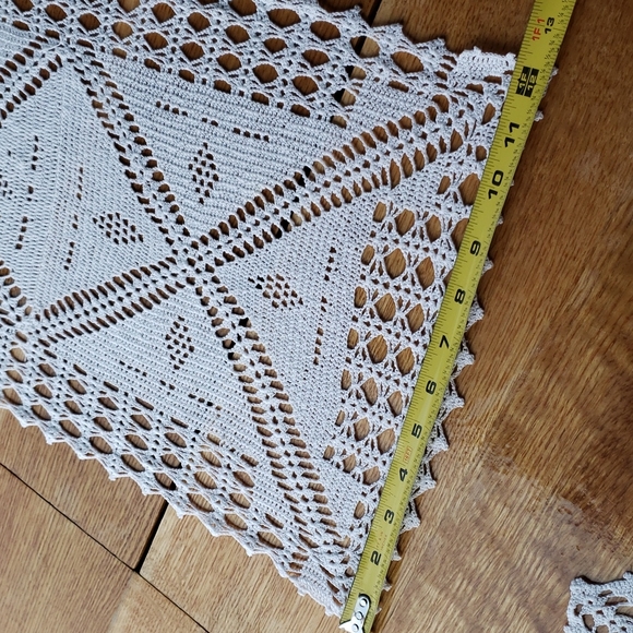 Handmade long doili table runner unique #3 - Picture 5 of 5